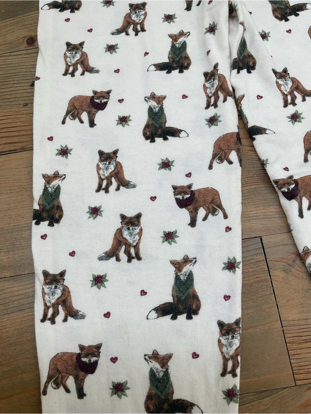 PJ SALVAGE “FOXY CHRISTMAS” JOGGERS PAJAMA SET - Picture 13 of 13